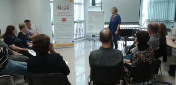 Szkolenia dla kandydat&oacute;w na rodzic&oacute;w zastępczych